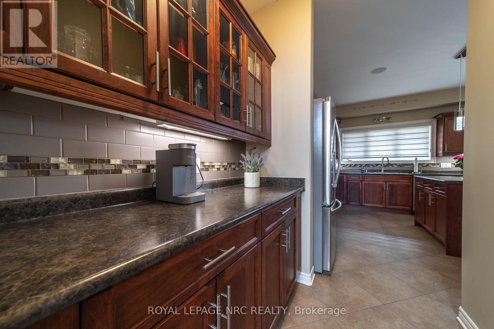 325 Hillsdale Road, Welland, Ontario  L3C 7M2 - Photo 6 - X12962960