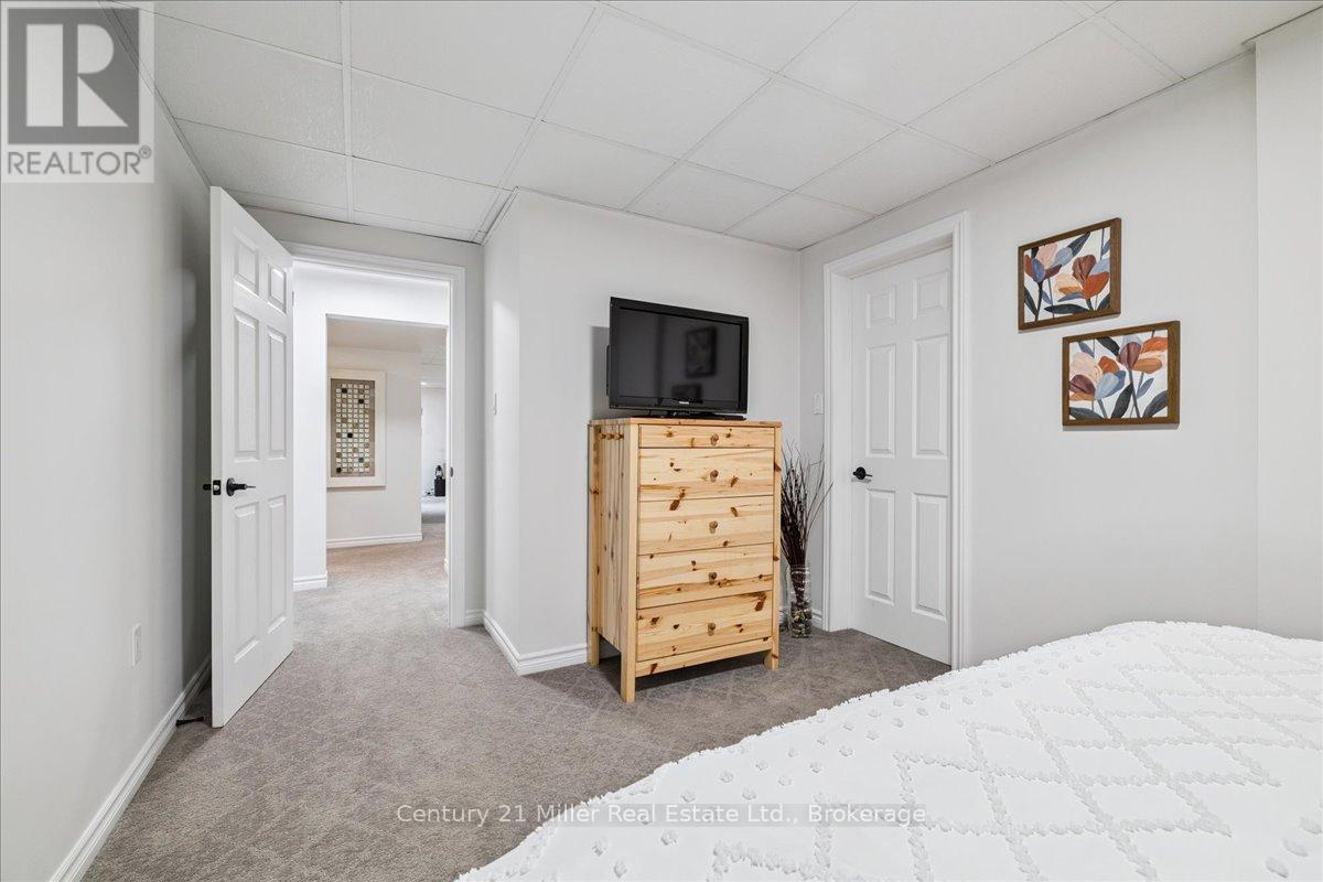 230 Appleby Road, Hamilton, Ontario  L9G 2V7 - Photo 41 - X12962976