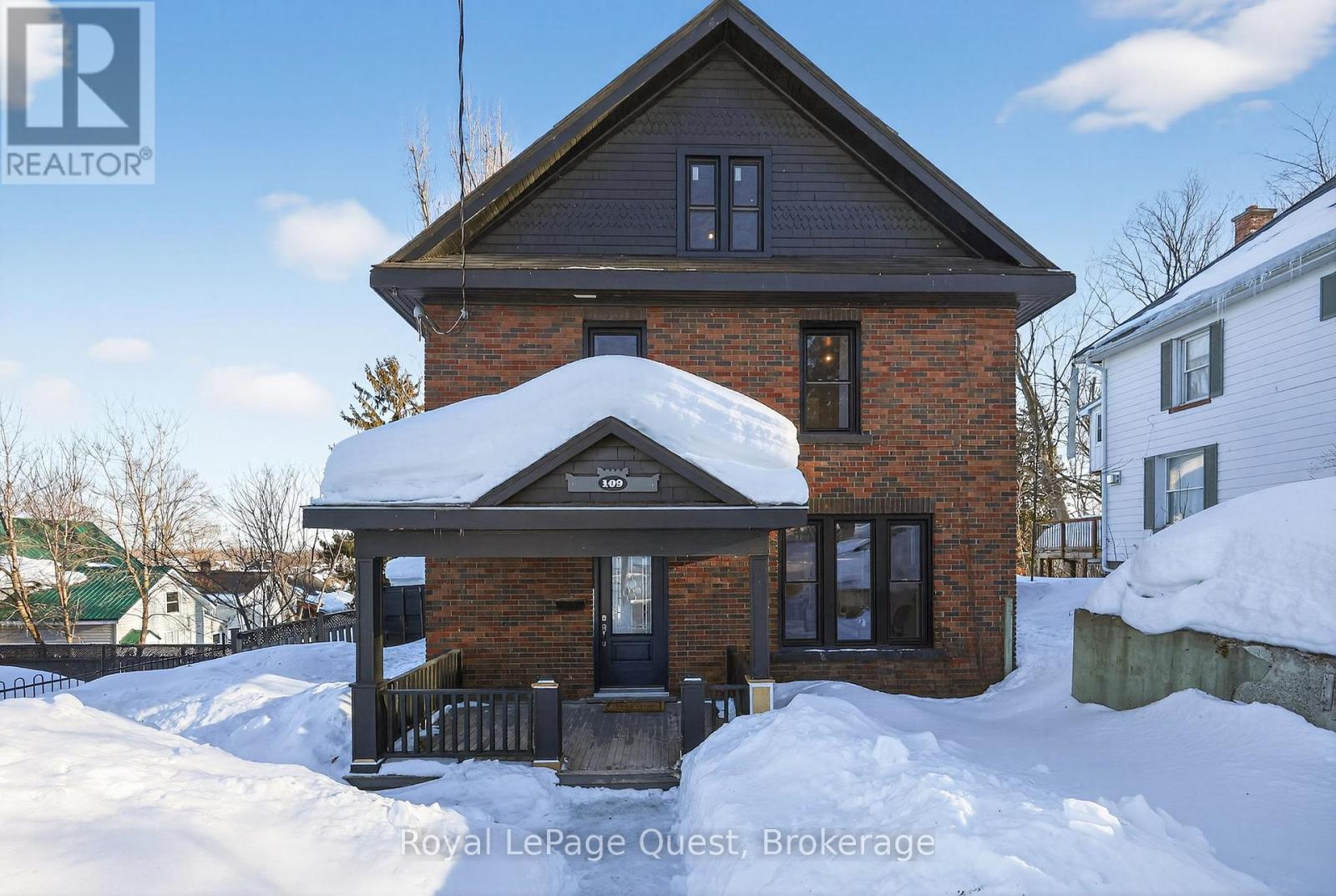 109 Brant Street E, Orillia, Ontario  L3V 1Z3 - Photo 47 - S12962946