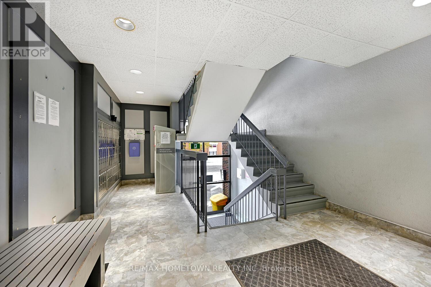 310 - 815 Kyle Court, Brockville, Ontario  K6V 6J7 - Photo 8 - X12963148