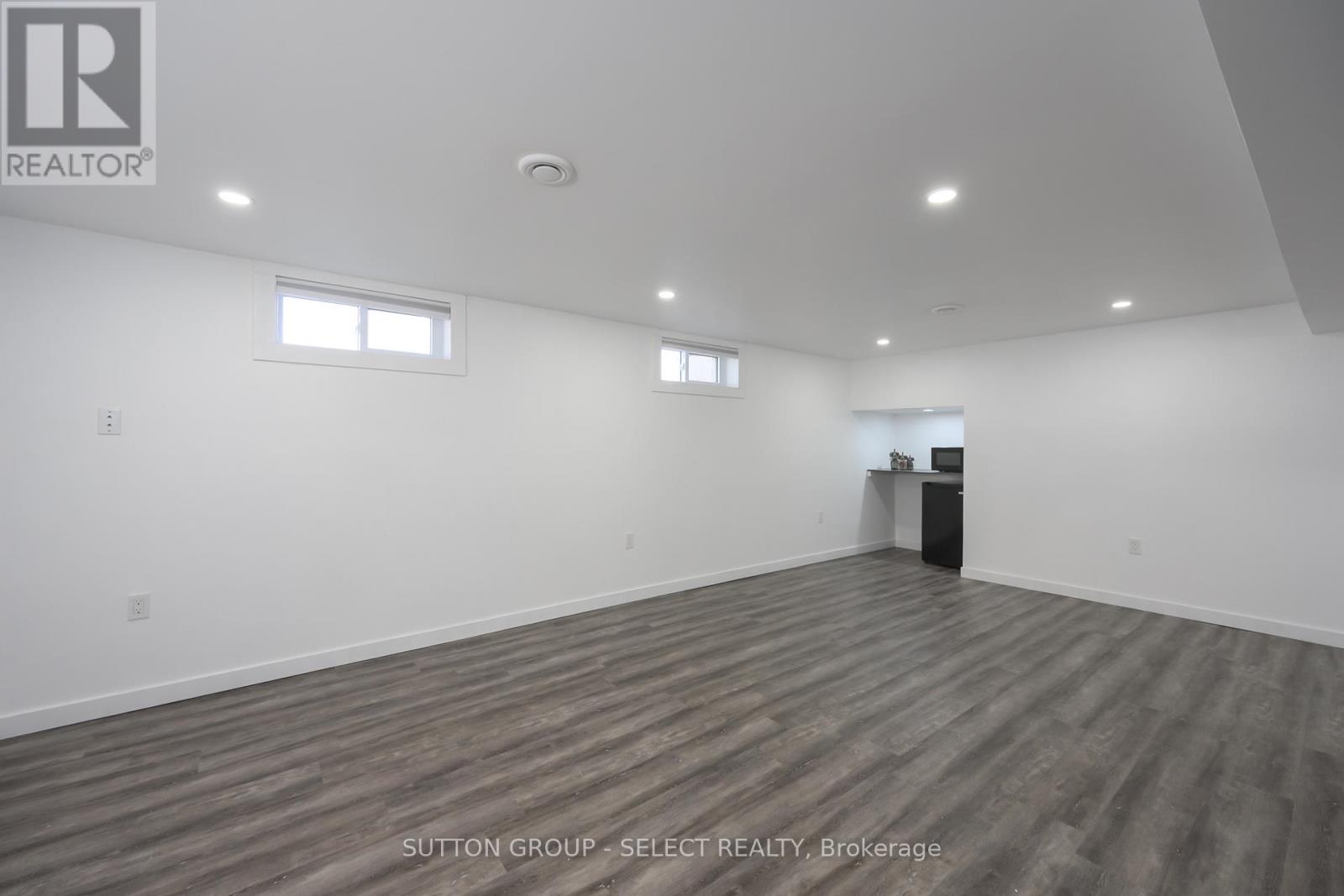 47 Aponi Crescent, London East, Ontario  N5V 2V3 - Photo 22 - X12960248