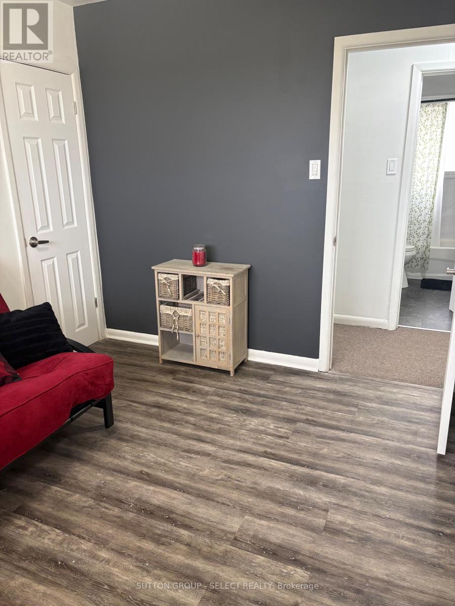 47 Aponi Crescent, London East, Ontario  N5V 2V3 - Photo 15 - X12960248