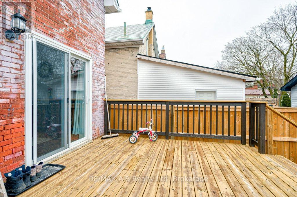 21 College Street, Stratford, Ontario  N5A 4R4 - Photo 20 - X12962996