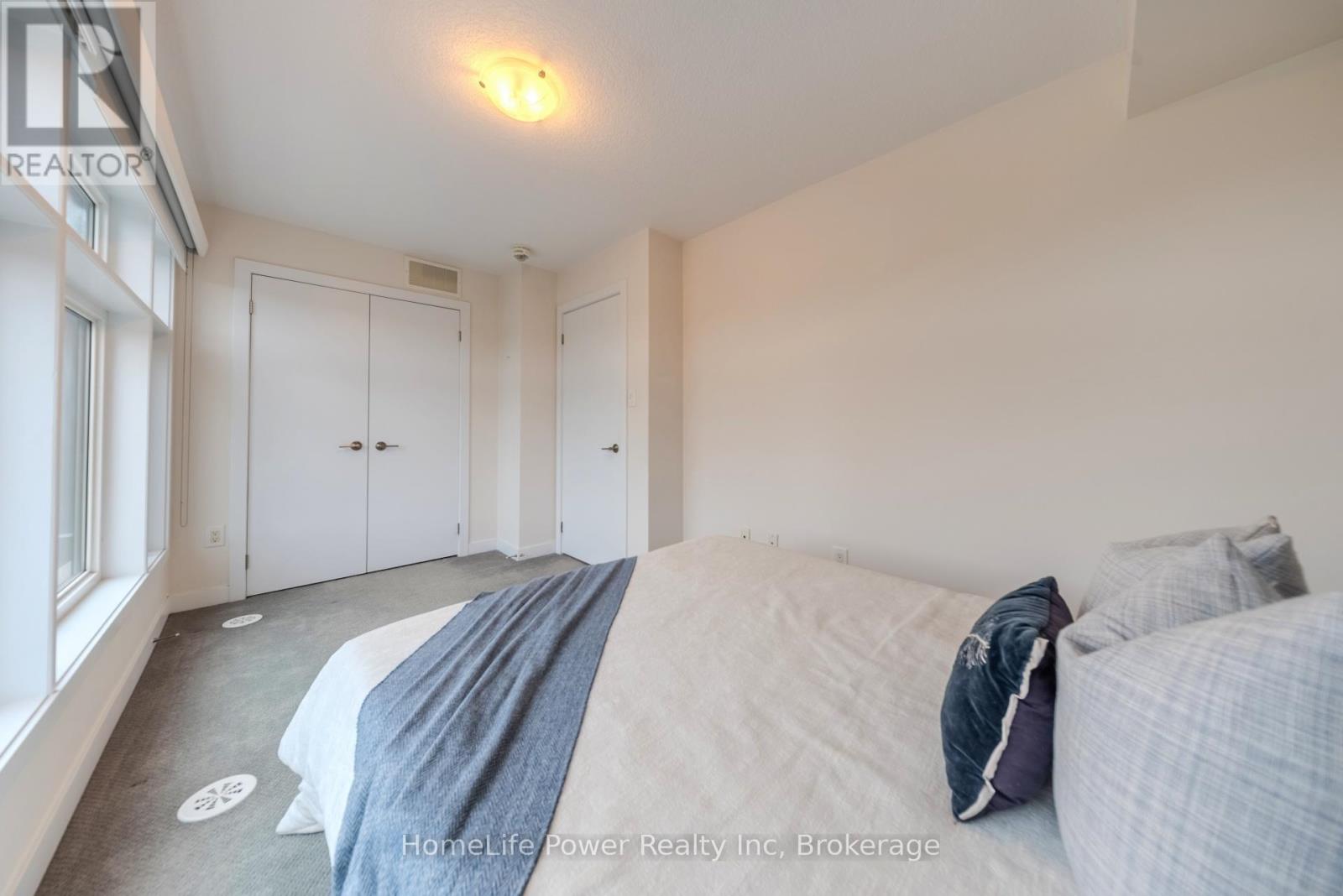 79 Esplanade Lane, Grimsby, Ontario  L3M 0H2 - Photo 18 - X12963114