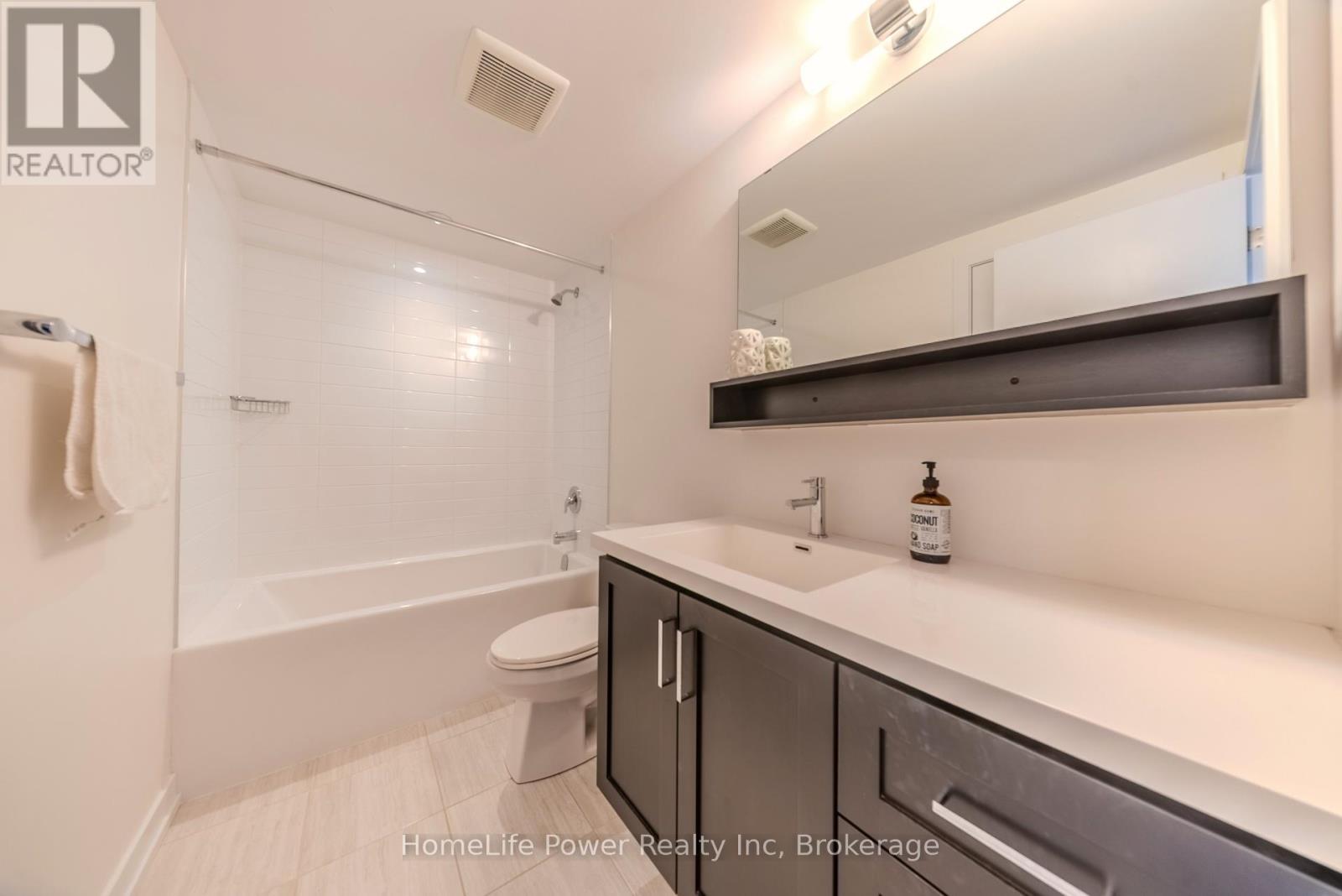 79 Esplanade Lane, Grimsby, Ontario  L3M 0H2 - Photo 19 - X12963114