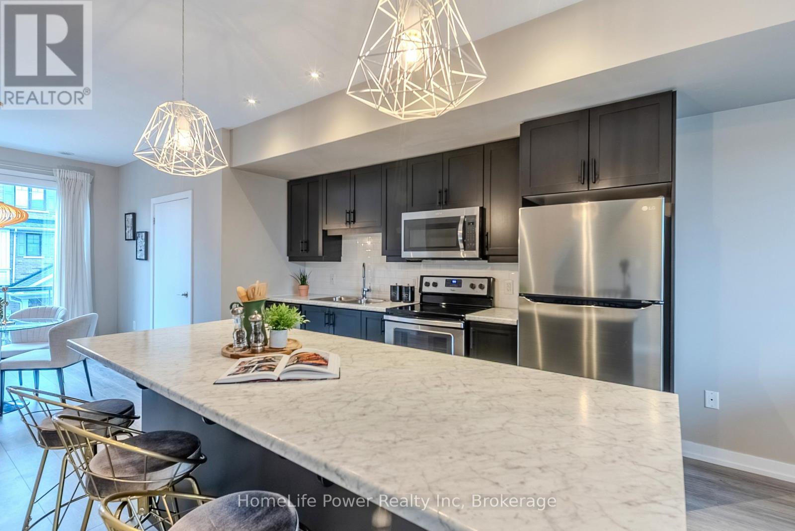 79 Esplanade Lane, Grimsby, Ontario  L3M 0H2 - Photo 7 - X12963114