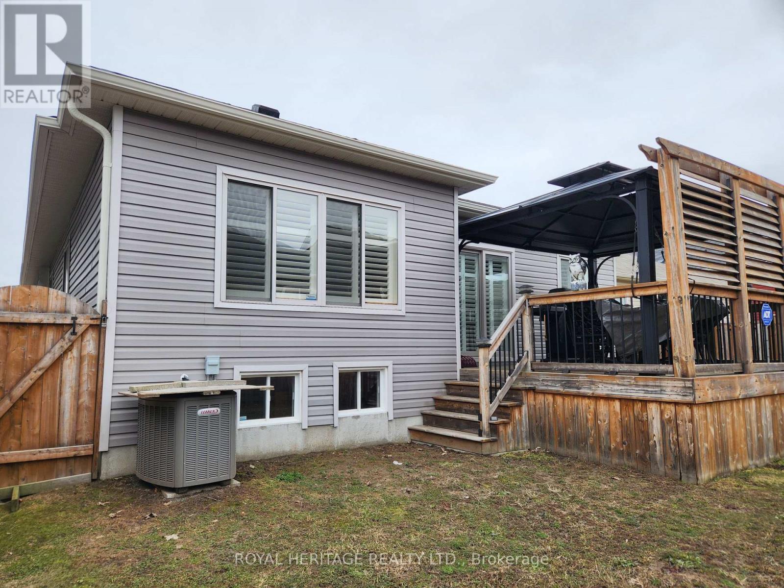 25 White Drive, Port Hope, Ontario  L1A 0B7 - Photo 15 - X12963008