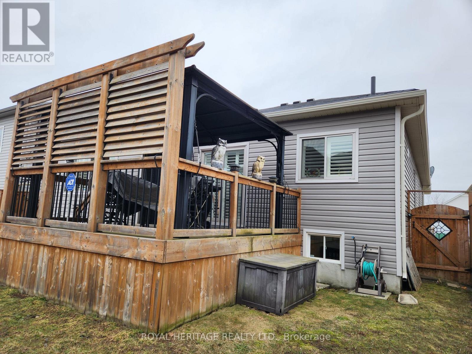 25 White Drive, Port Hope, Ontario  L1A 0B7 - Photo 16 - X12963008