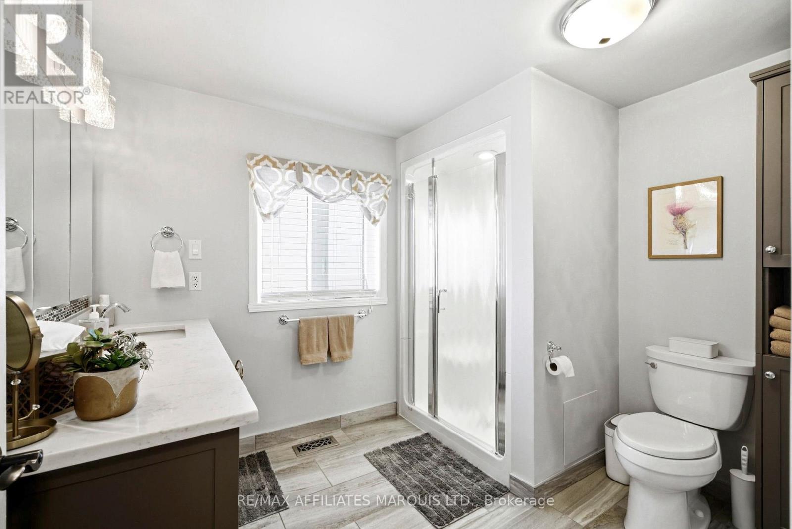 1429 Holy Cross Boulevard, Cornwall, Ontario  K6H 6Z5 - Photo 25 - X12963054