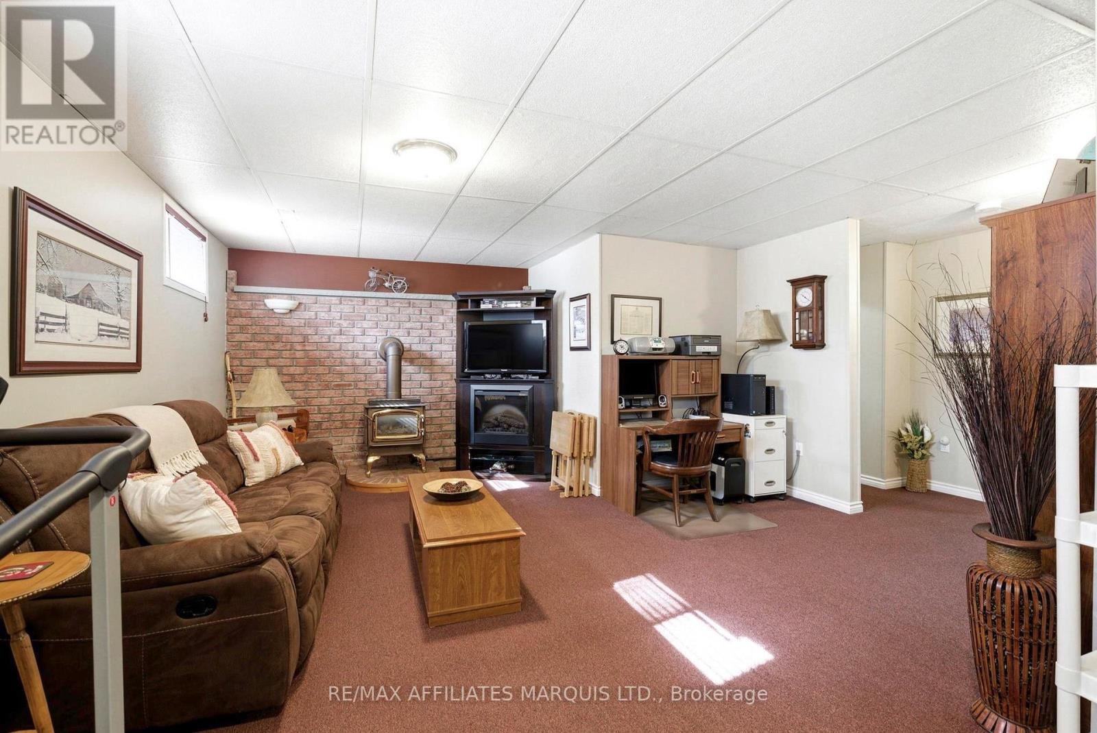 1429 Holy Cross Boulevard, Cornwall, Ontario  K6H 6Z5 - Photo 29 - X12963054