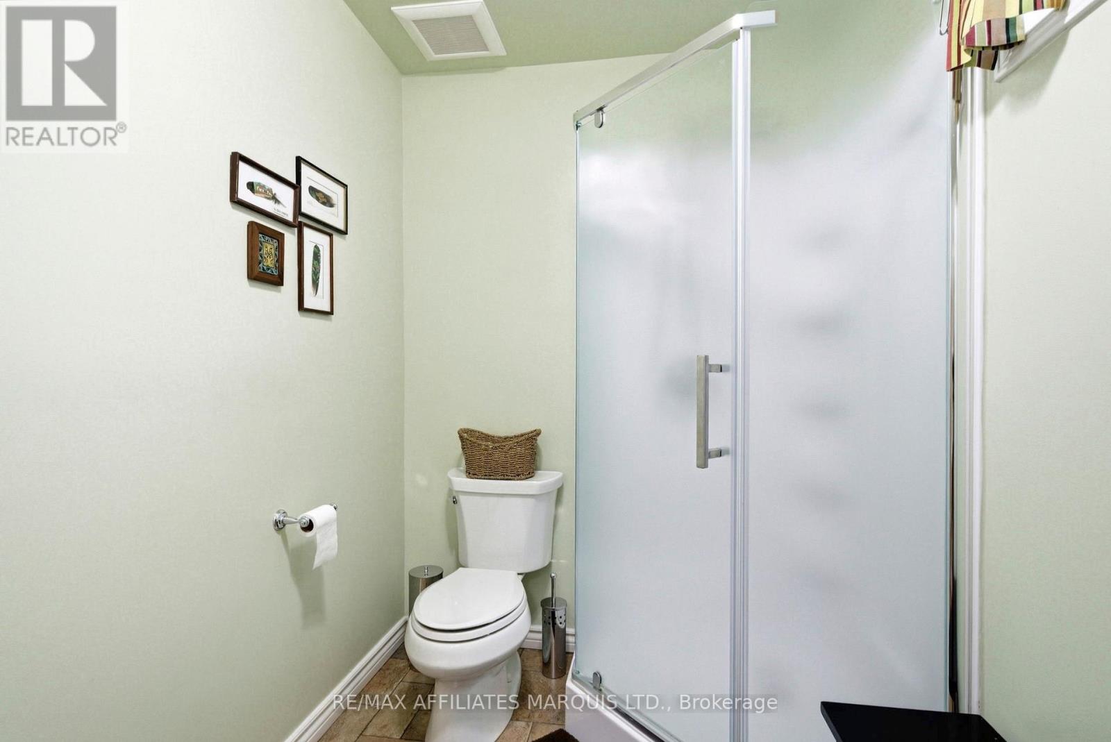 1429 Holy Cross Boulevard, Cornwall, Ontario  K6H 6Z5 - Photo 37 - X12963054