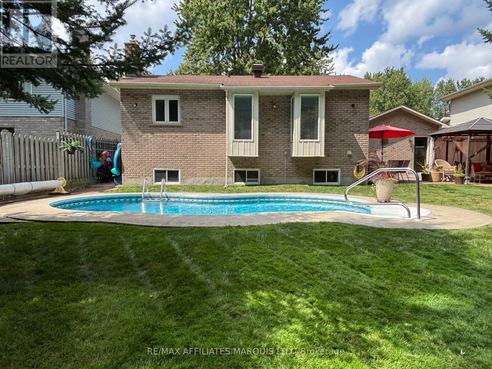 1429 Holy Cross Boulevard, Cornwall, Ontario  K6H 6Z5 - Photo 40 - X12963054