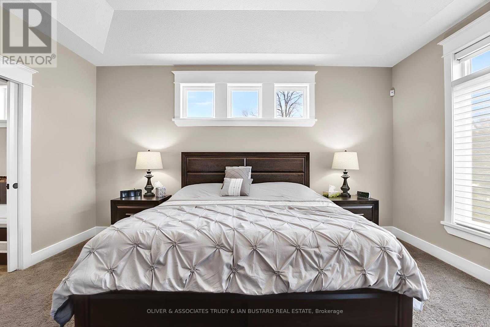 46 Erin Place, Lambton Shores (Grand Bend), Ontario  N0M 1T0 - Photo 20 - X12962932