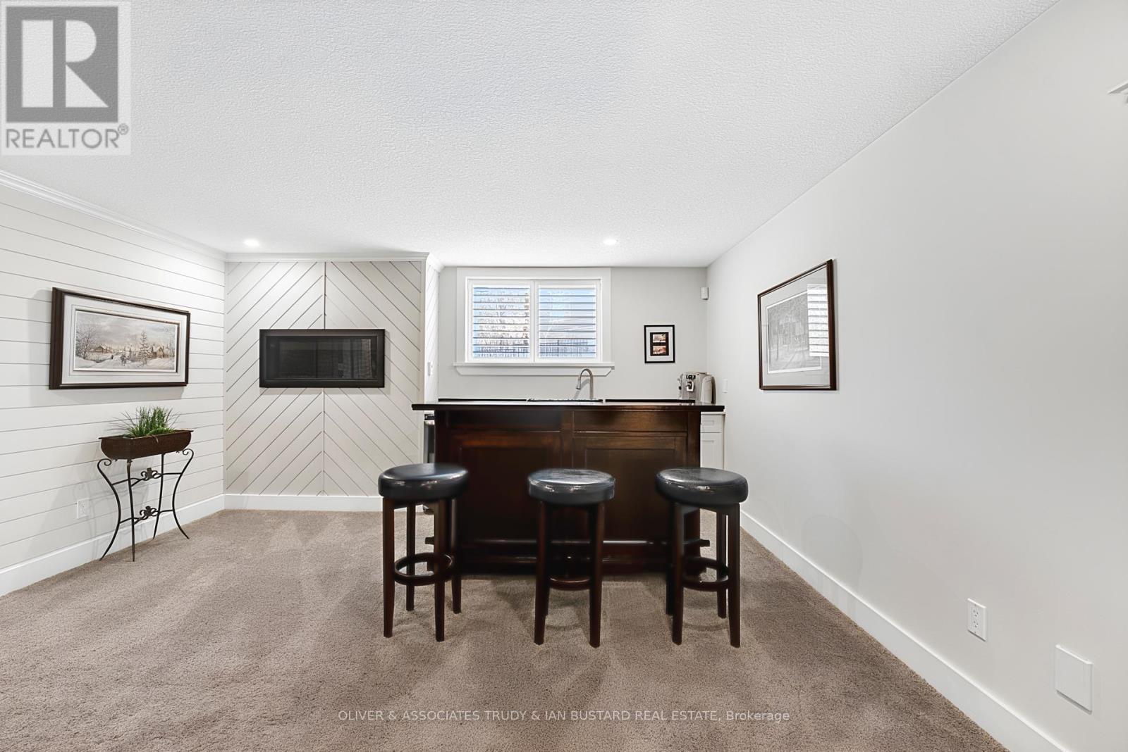 46 Erin Place, Lambton Shores (Grand Bend), Ontario  N0M 1T0 - Photo 28 - X12962932