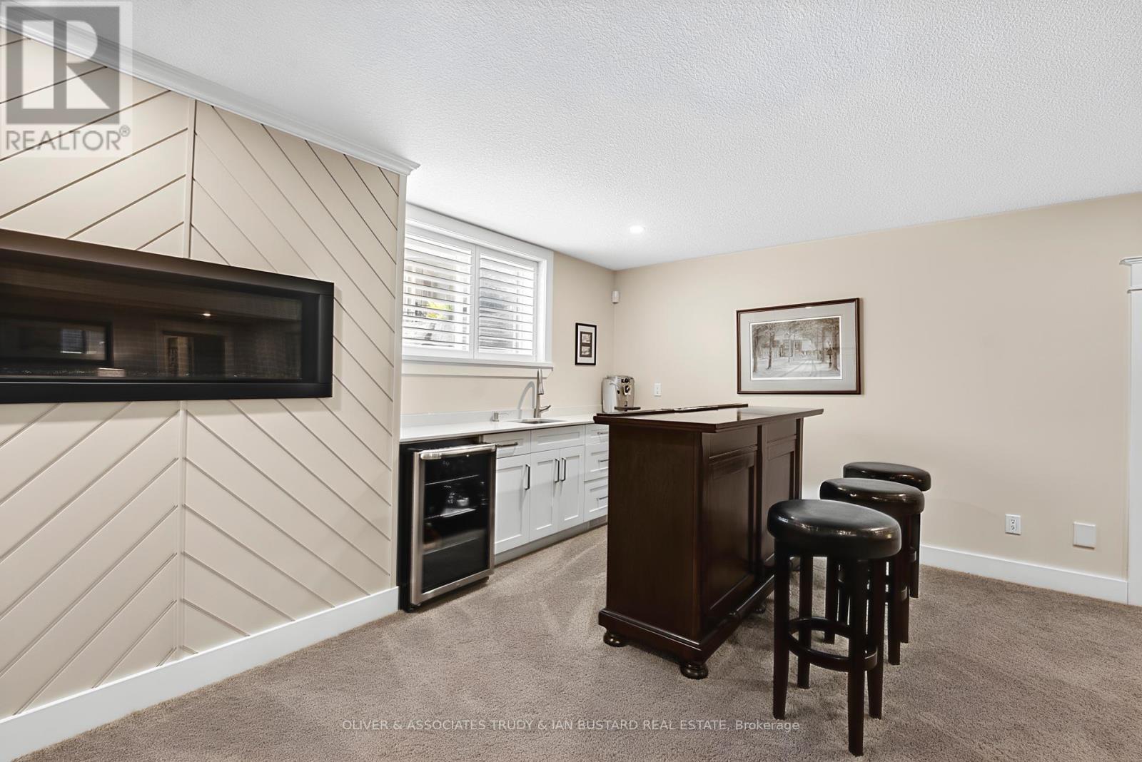 46 Erin Place, Lambton Shores (Grand Bend), Ontario  N0M 1T0 - Photo 29 - X12962932