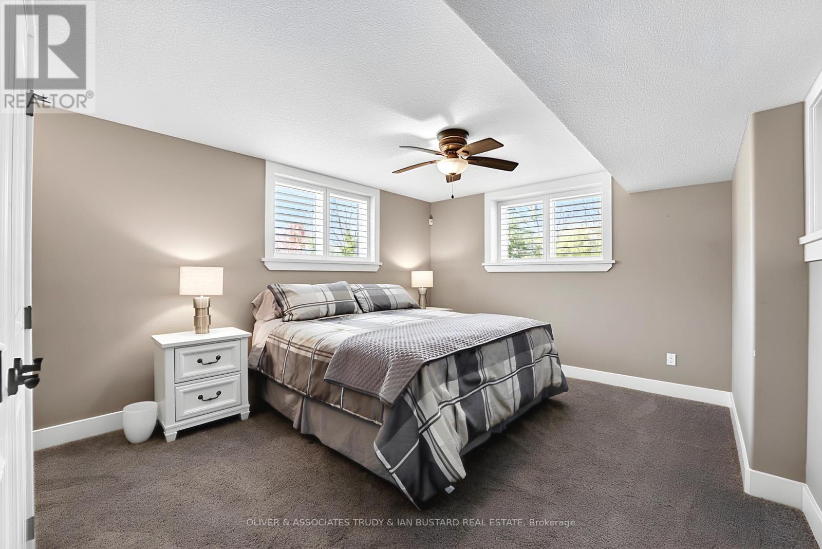 46 Erin Place, Lambton Shores (Grand Bend), Ontario  N0M 1T0 - Photo 33 - X12962932