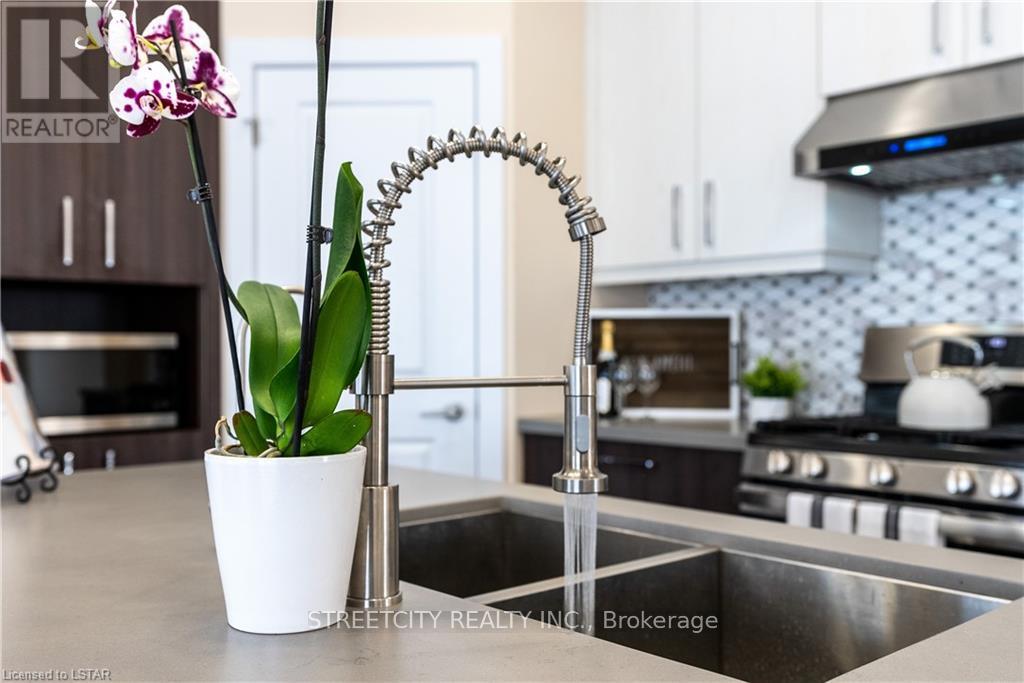 1511 Dylan Street, London East, Ontario  N5V 0B9 - Photo 11 - X12963016