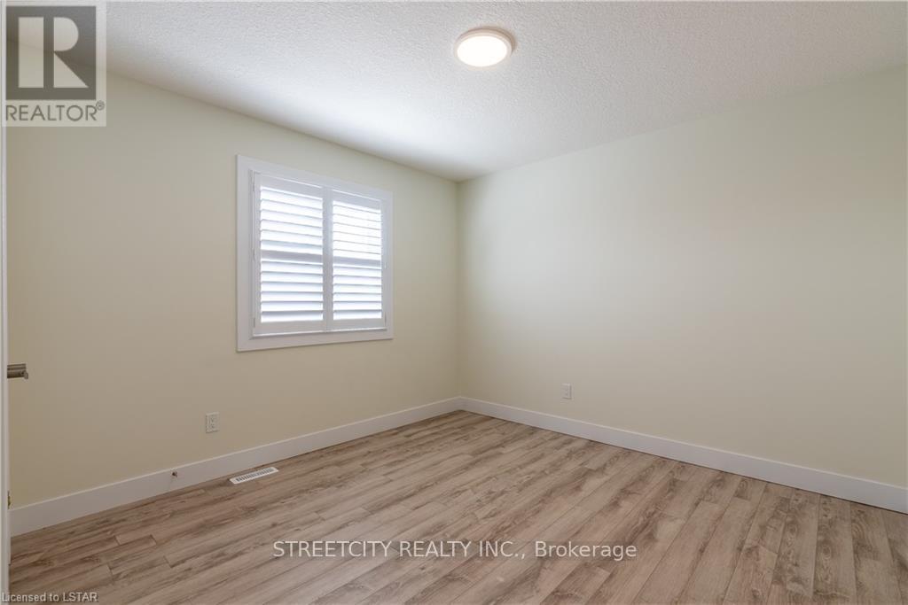 1511 Dylan Street, London East, Ontario  N5V 0B9 - Photo 22 - X12963016