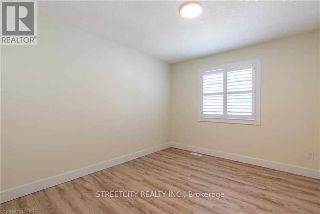 1511 Dylan Street, London East, Ontario  N5V 0B9 - Photo 25 - X12963016