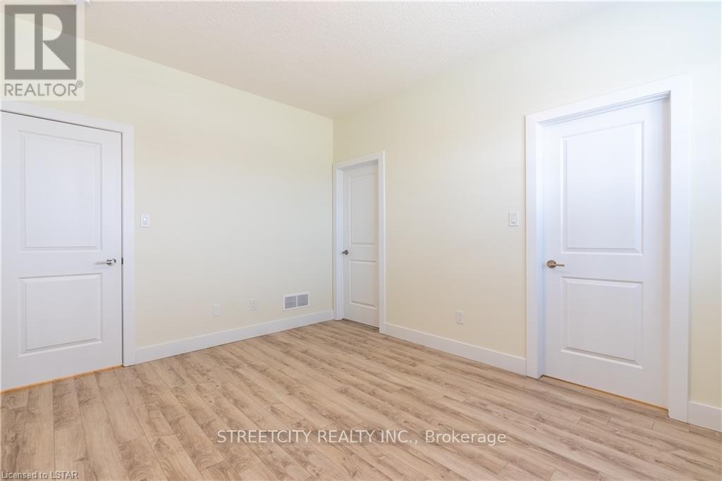1511 Dylan Street, London East, Ontario  N5V 0B9 - Photo 27 - X12963016