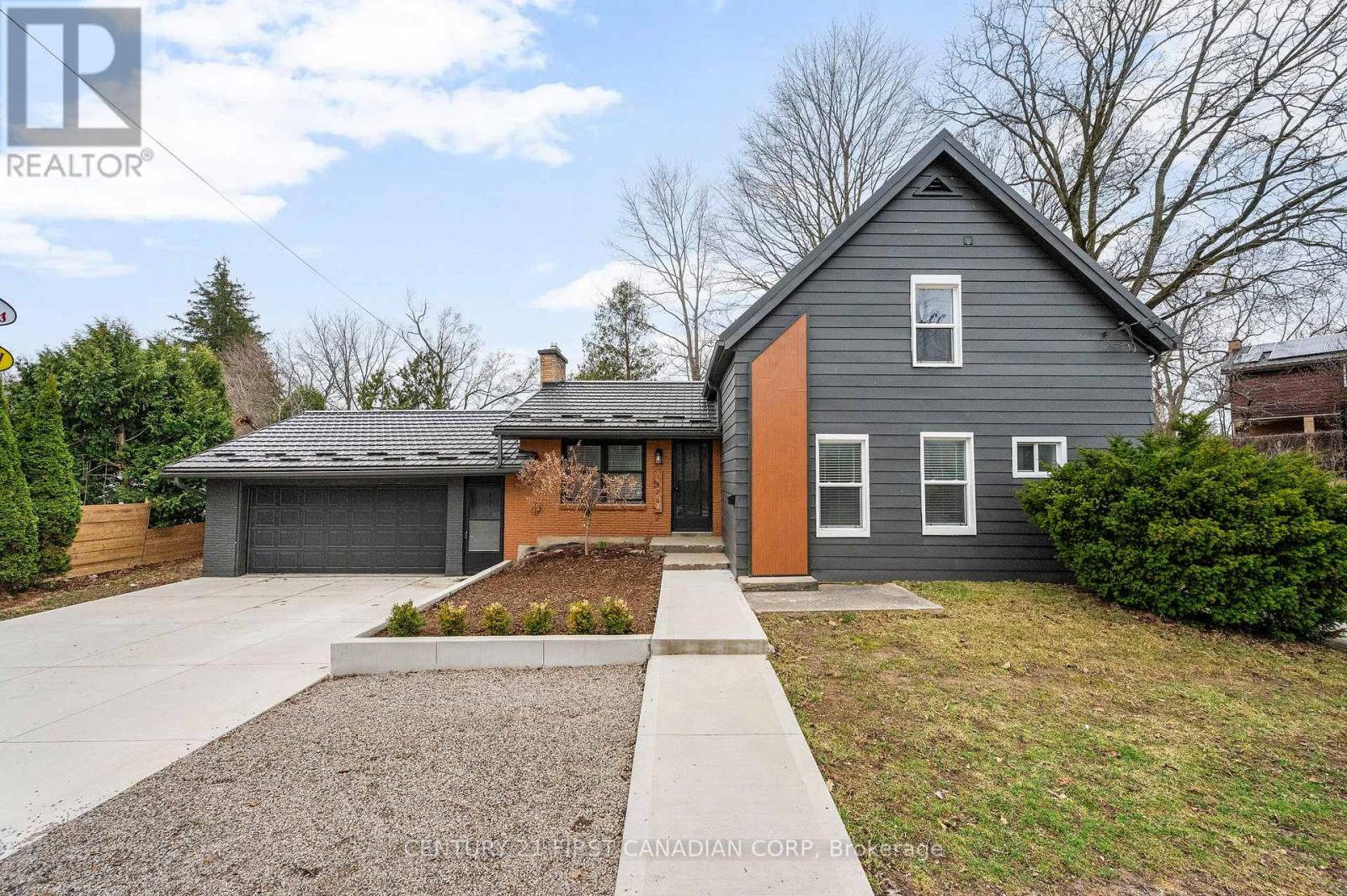 1326 Commissioners Road W, London South, Ontario  N6K 1E1 - Photo 2 - X12963026