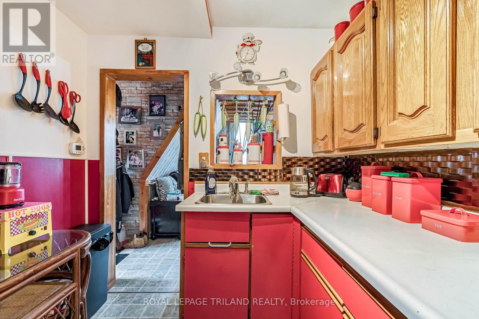 3612 Imperial Road, Malahide, Ontario  N5H 2R2 - Photo 11 - X12963042