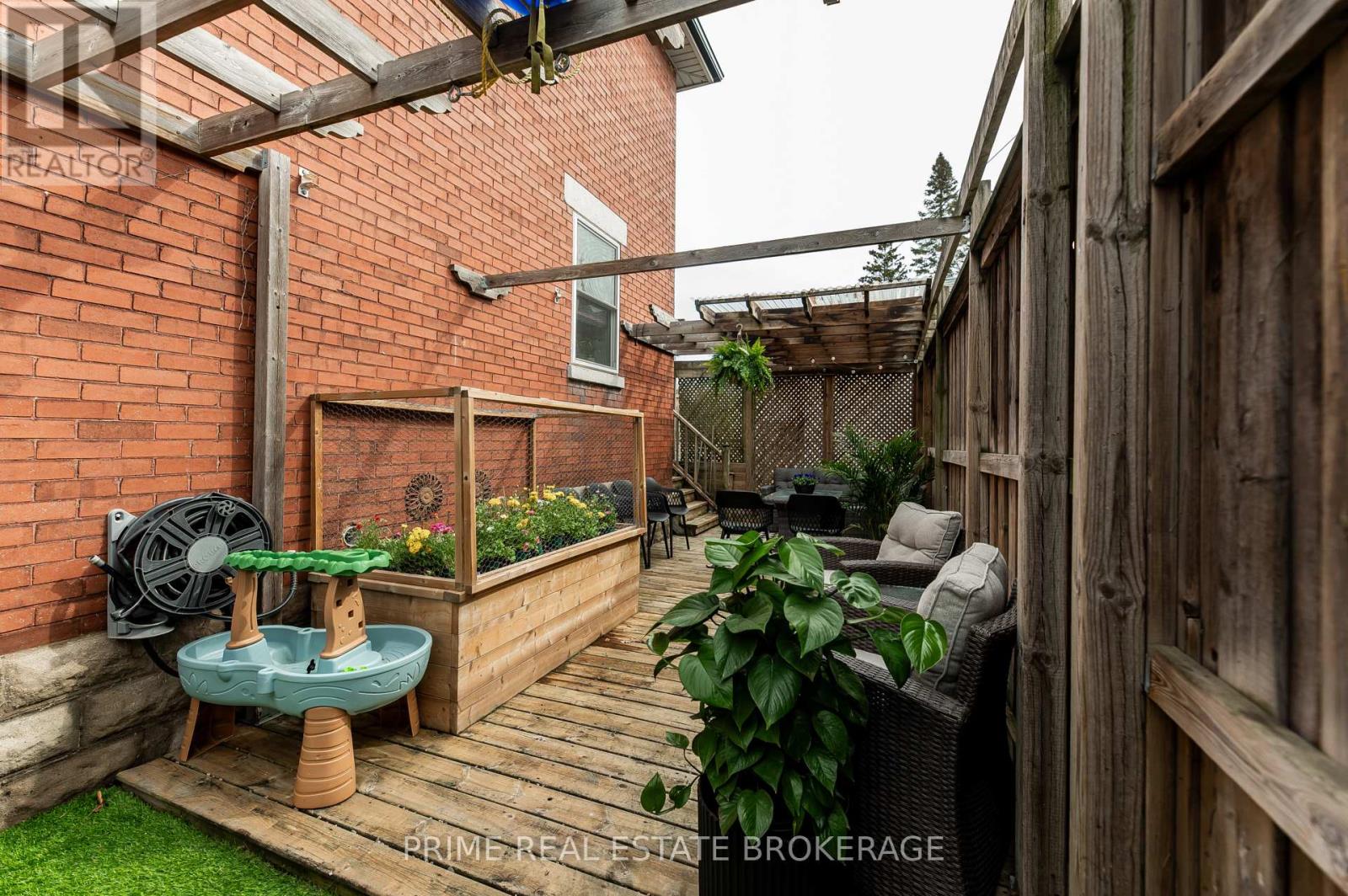 5 Hughes Street, St. Thomas, Ontario  N5P 2Y7 - Photo 43 - X12963076