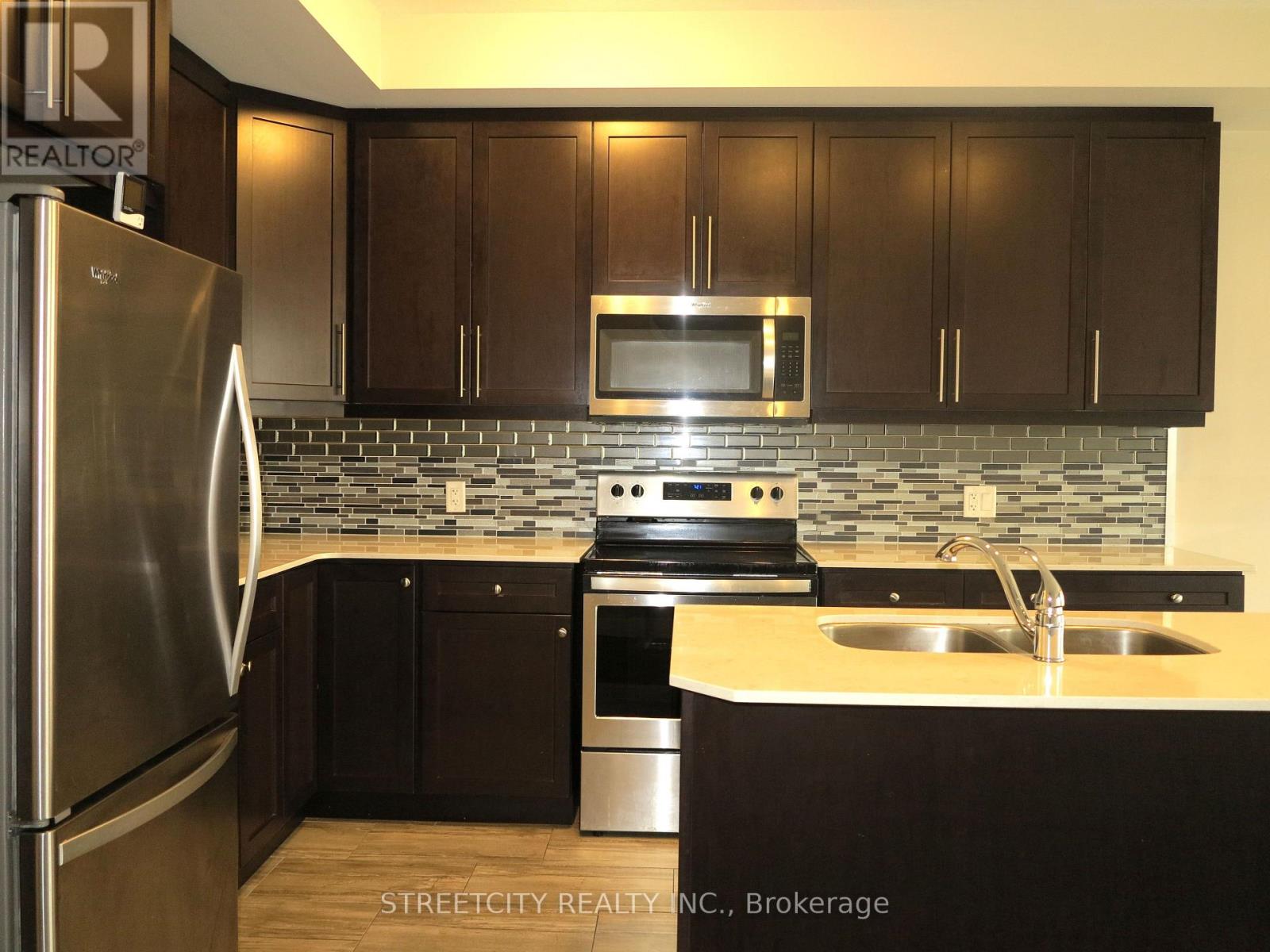 57 - 1960 Dalmagarry Road, London North, Ontario  N6G 0T8 - Photo 10 - X12963084