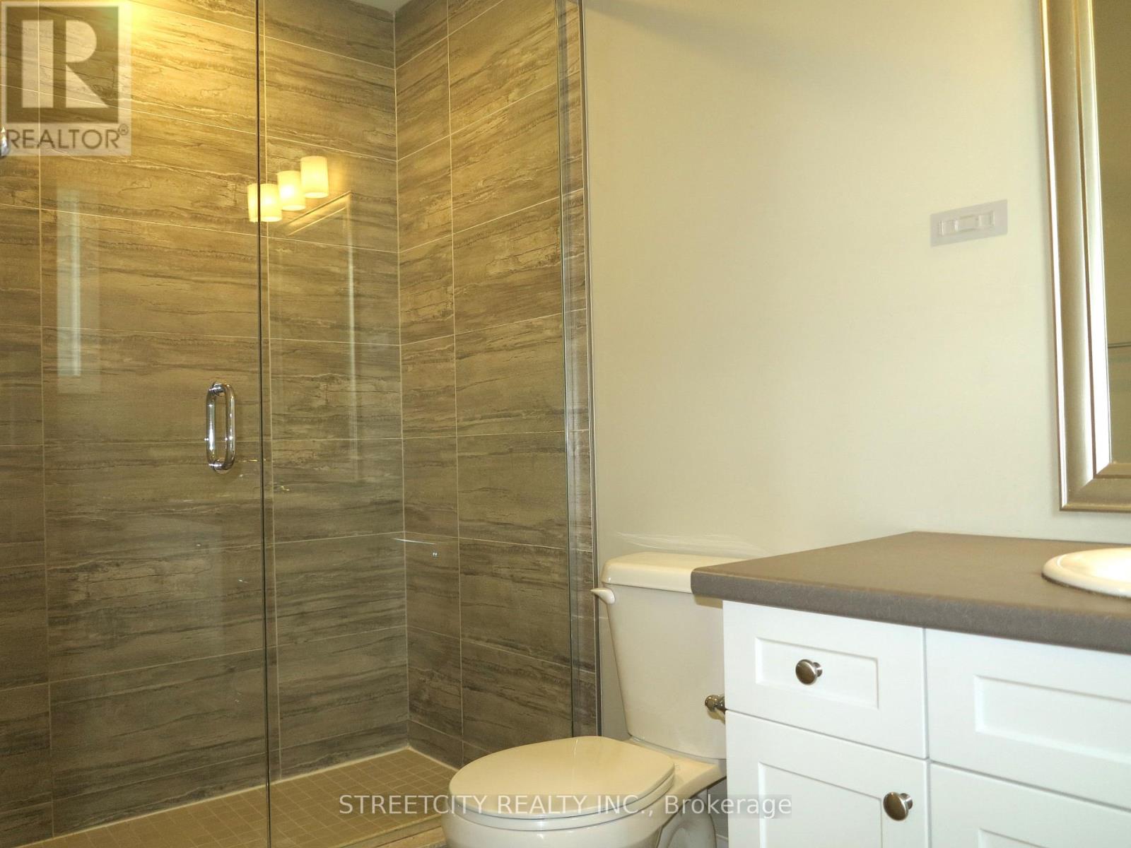 57 - 1960 Dalmagarry Road, London North, Ontario  N6G 0T8 - Photo 14 - X12963084