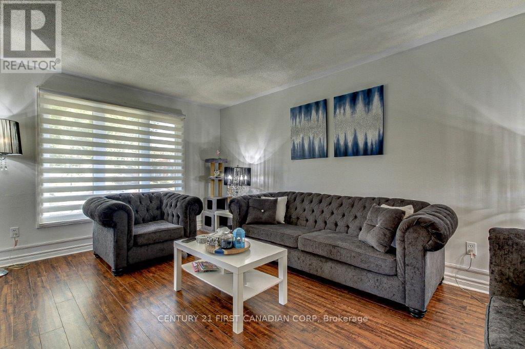 67 Weymouth Drive, London East, Ontario  N5V 4E3 - Photo 9 - X12963094