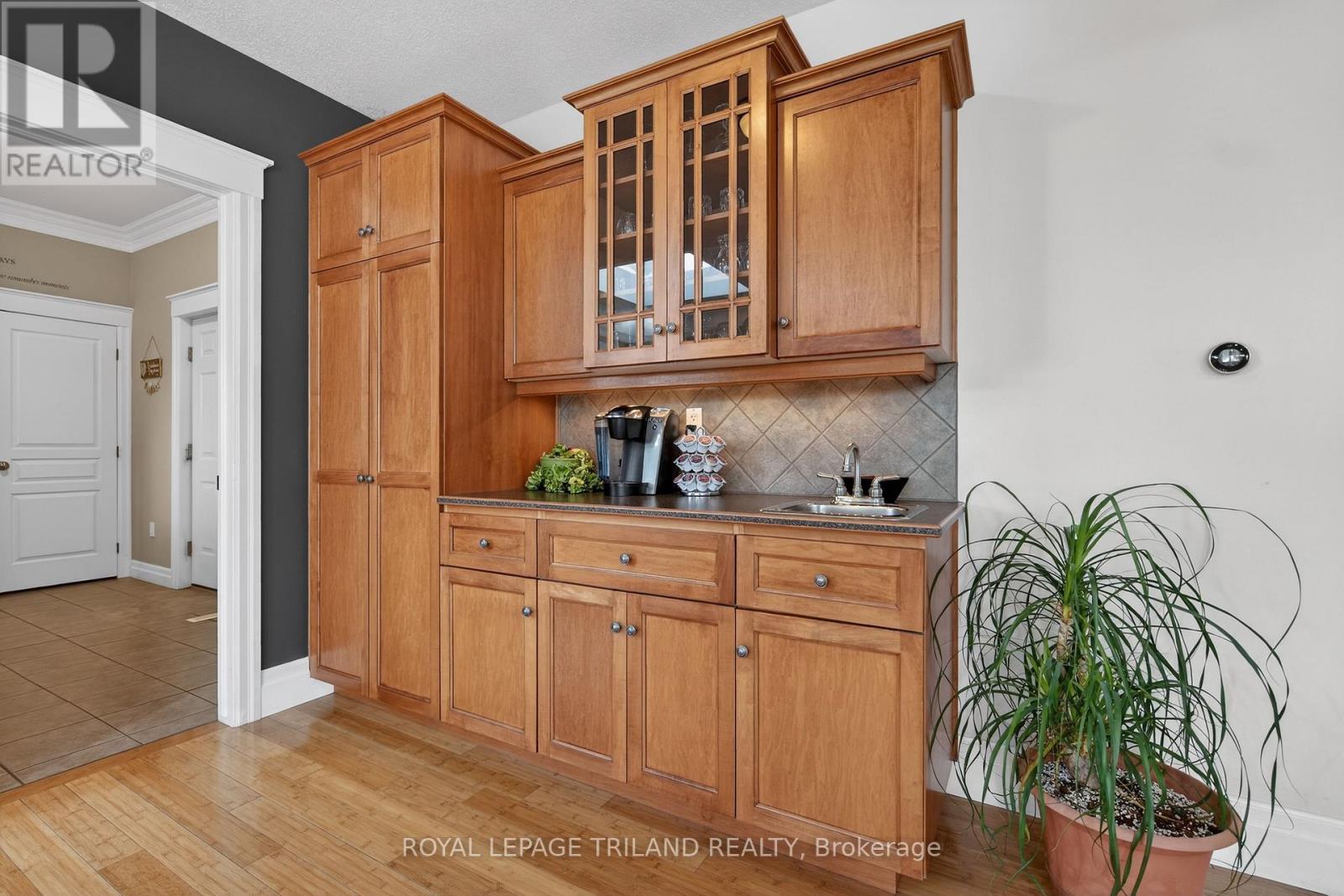 24 Earlscourt Terrace, Middlesex Centre (Kilworth), Ontario  N0L 1R0 - Photo 13 - X12963116