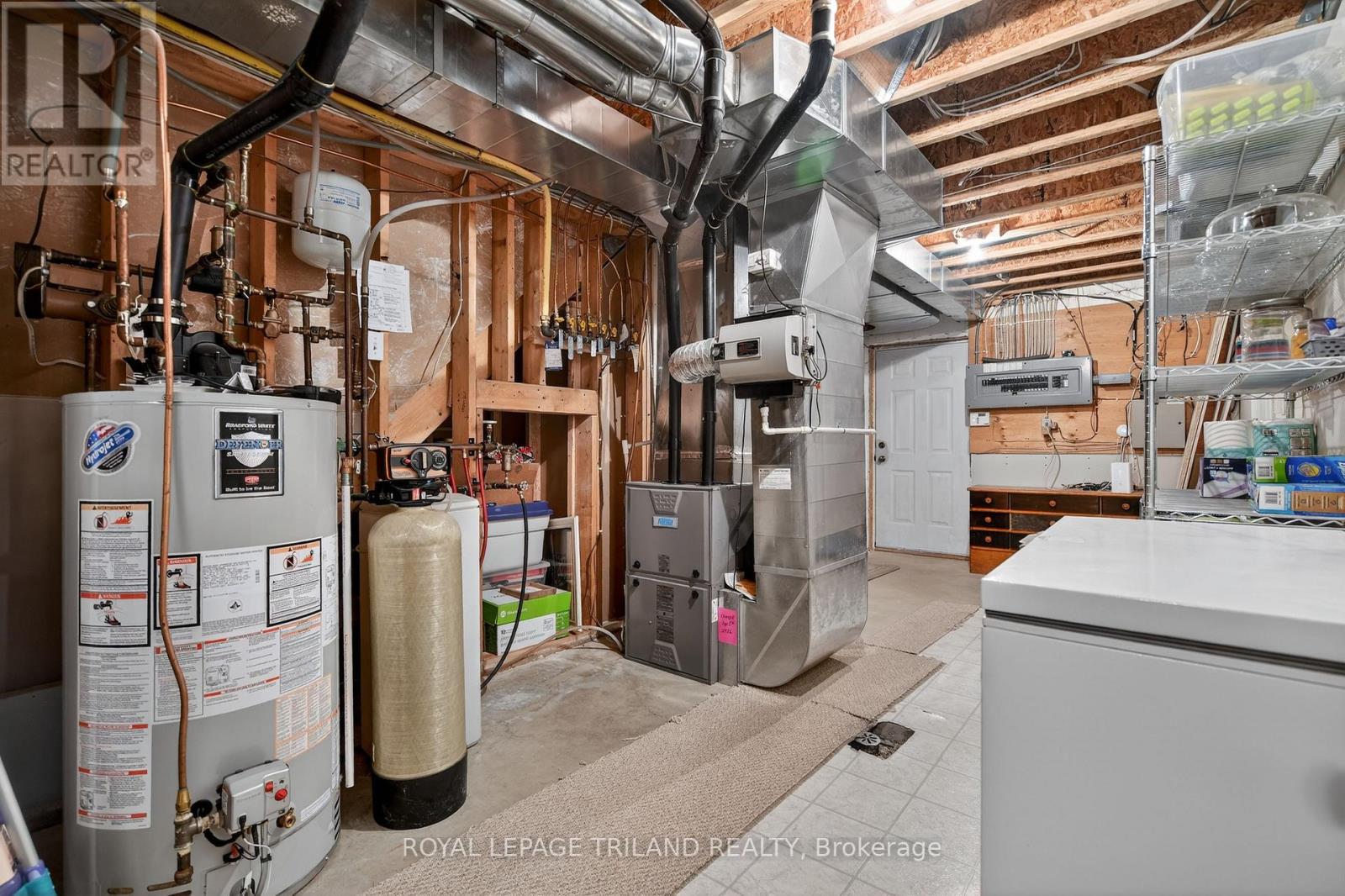 24 Earlscourt Terrace, Middlesex Centre (Kilworth), Ontario  N0L 1R0 - Photo 36 - X12963116