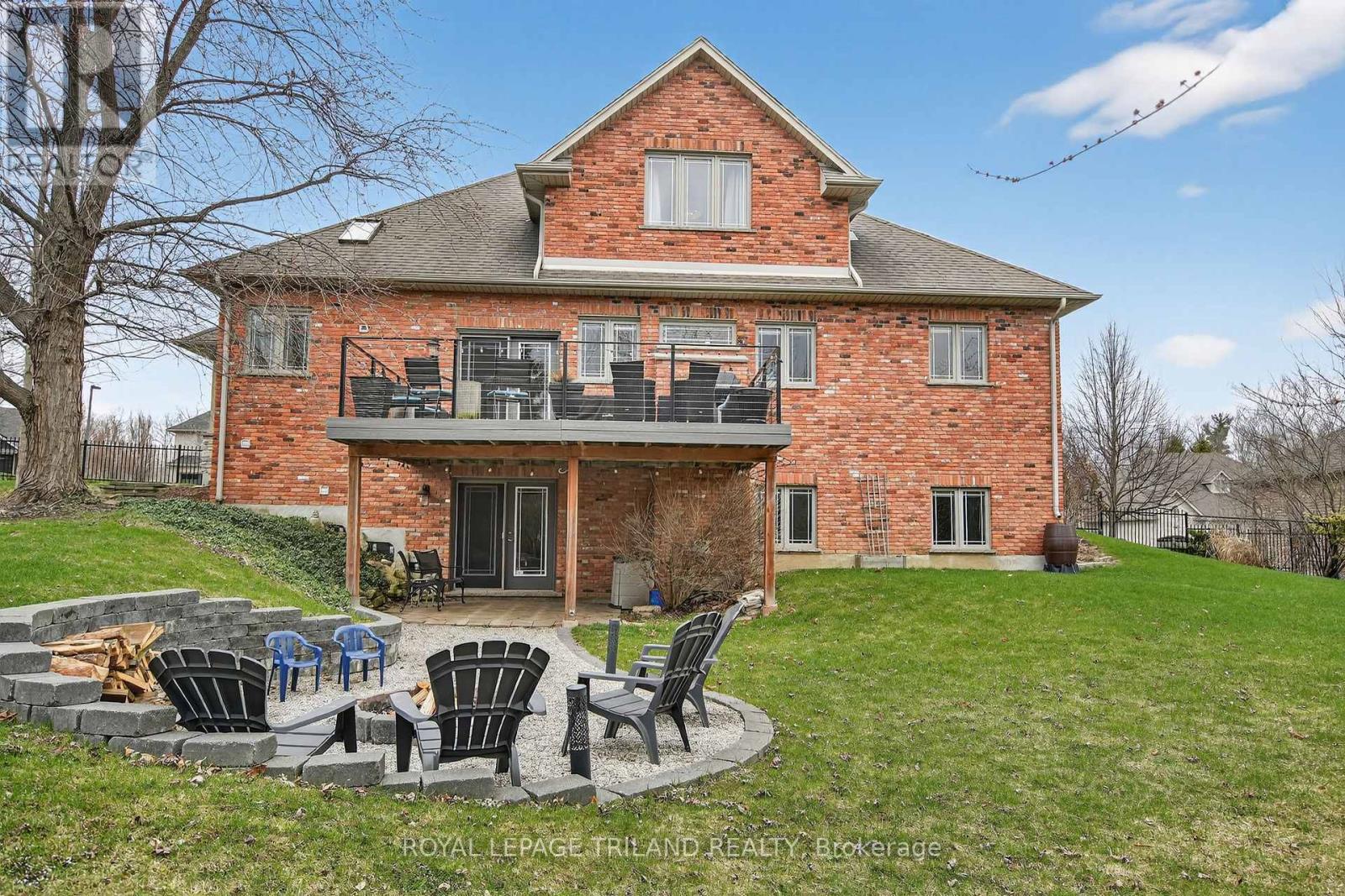 24 Earlscourt Terrace, Middlesex Centre (Kilworth), Ontario  N0L 1R0 - Photo 46 - X12963116