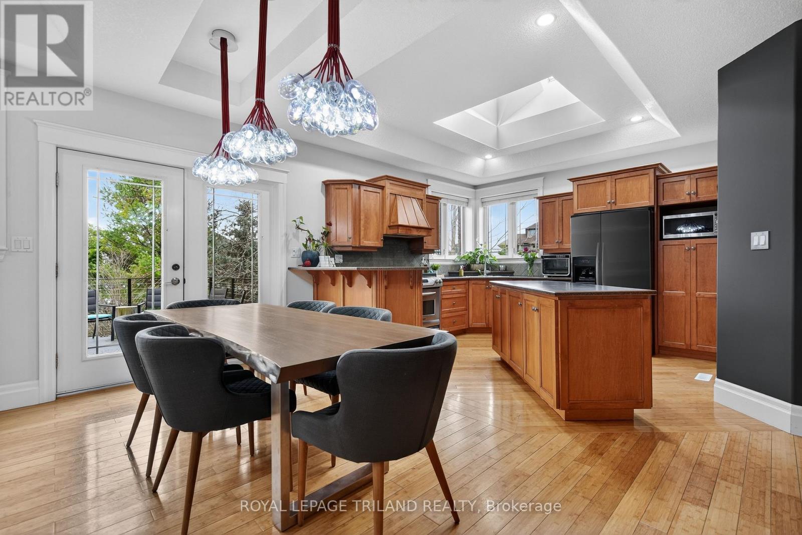 24 Earlscourt Terrace, Middlesex Centre (Kilworth), Ontario  N0L 1R0 - Photo 9 - X12963116