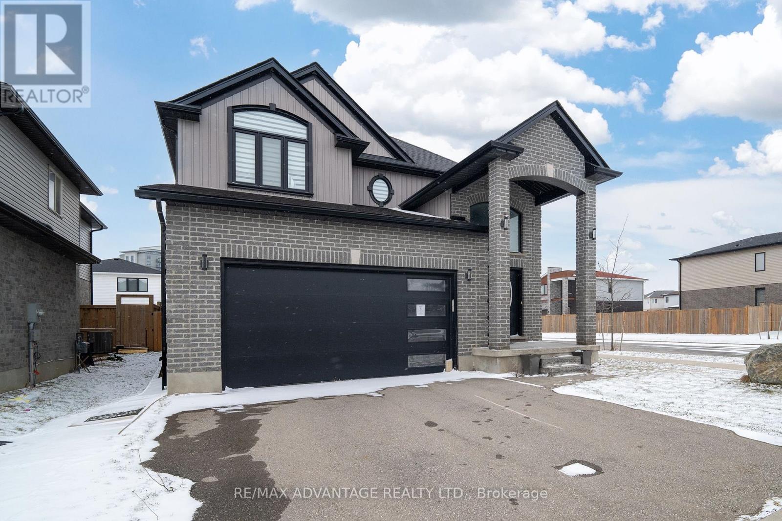 3091 Tokala Trail, London North, Ontario  N6G 0S7 - Photo 2 - X12963122