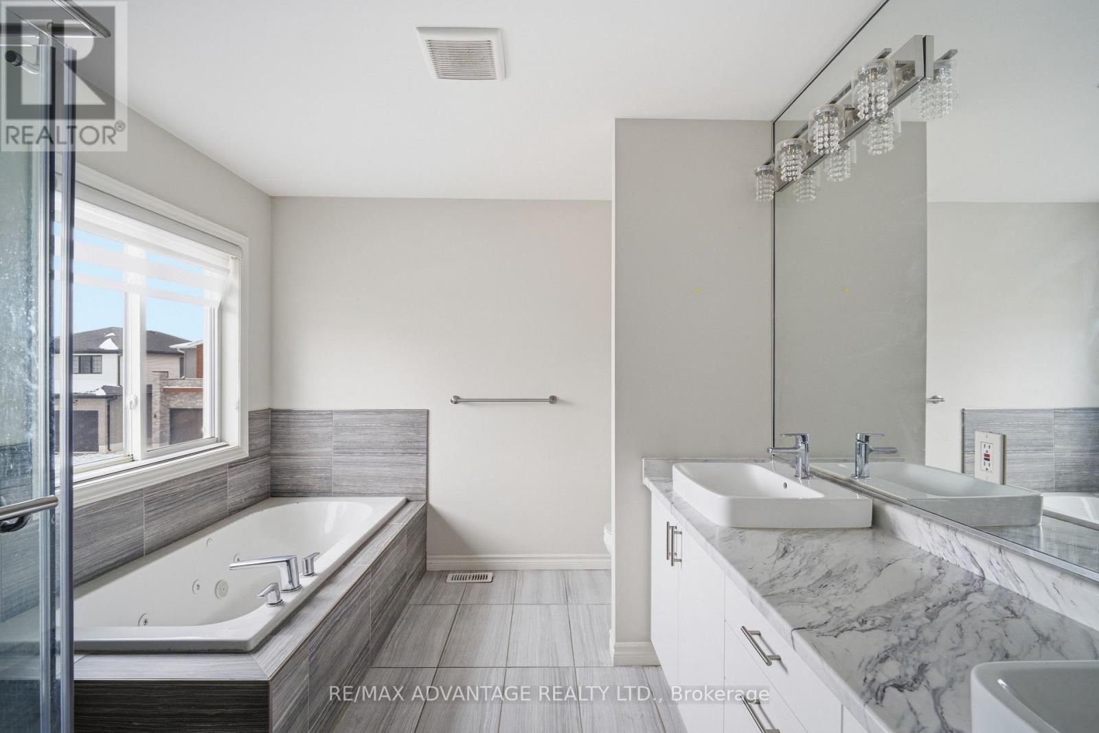 3091 Tokala Trail, London North, Ontario  N6G 0S7 - Photo 23 - X12963122