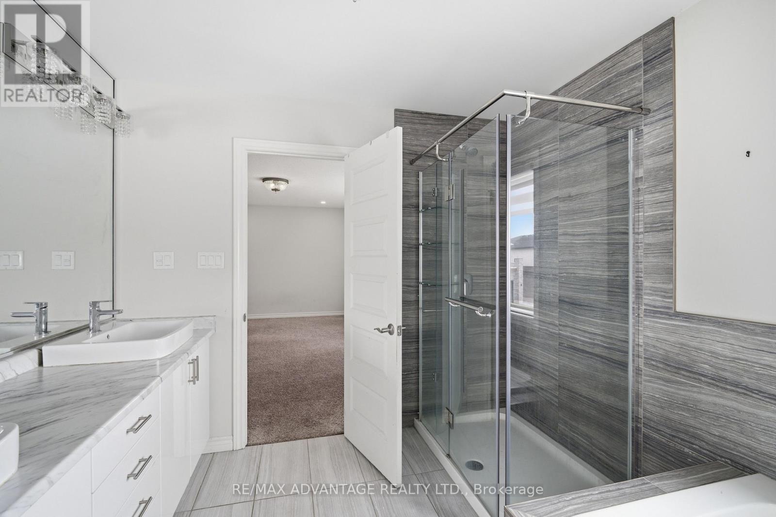 3091 Tokala Trail, London North, Ontario  N6G 0S7 - Photo 24 - X12963122