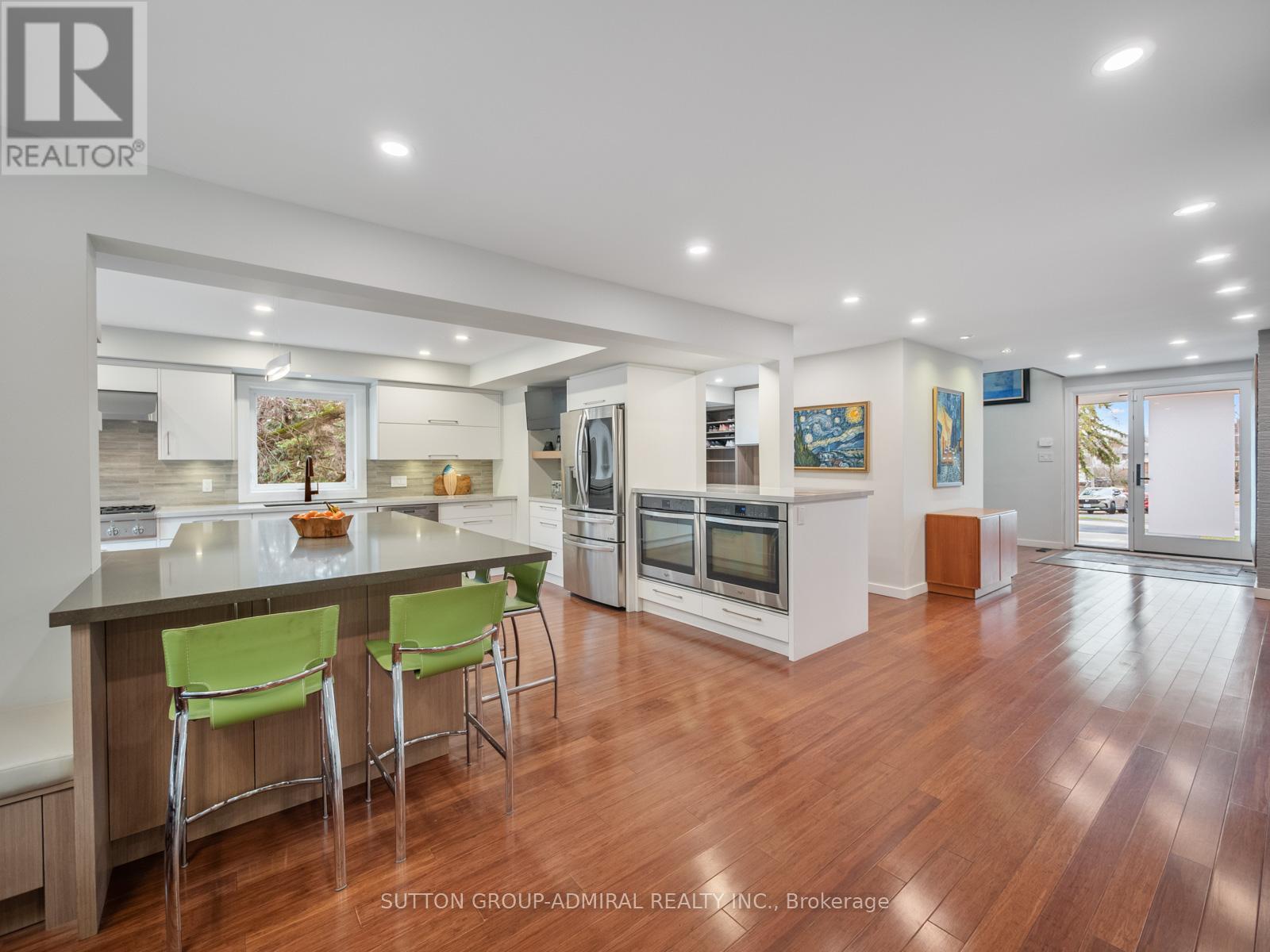 8 Foxdale Court, Toronto (Bayview Woods-Steeles), Ontario  M2K 2P2 - Photo 12 - C12962974