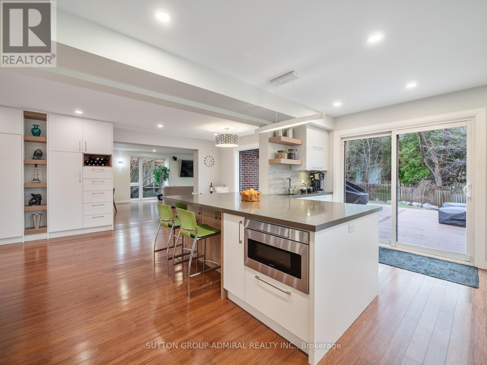 8 Foxdale Court, Toronto (Bayview Woods-Steeles), Ontario  M2K 2P2 - Photo 15 - C12962974