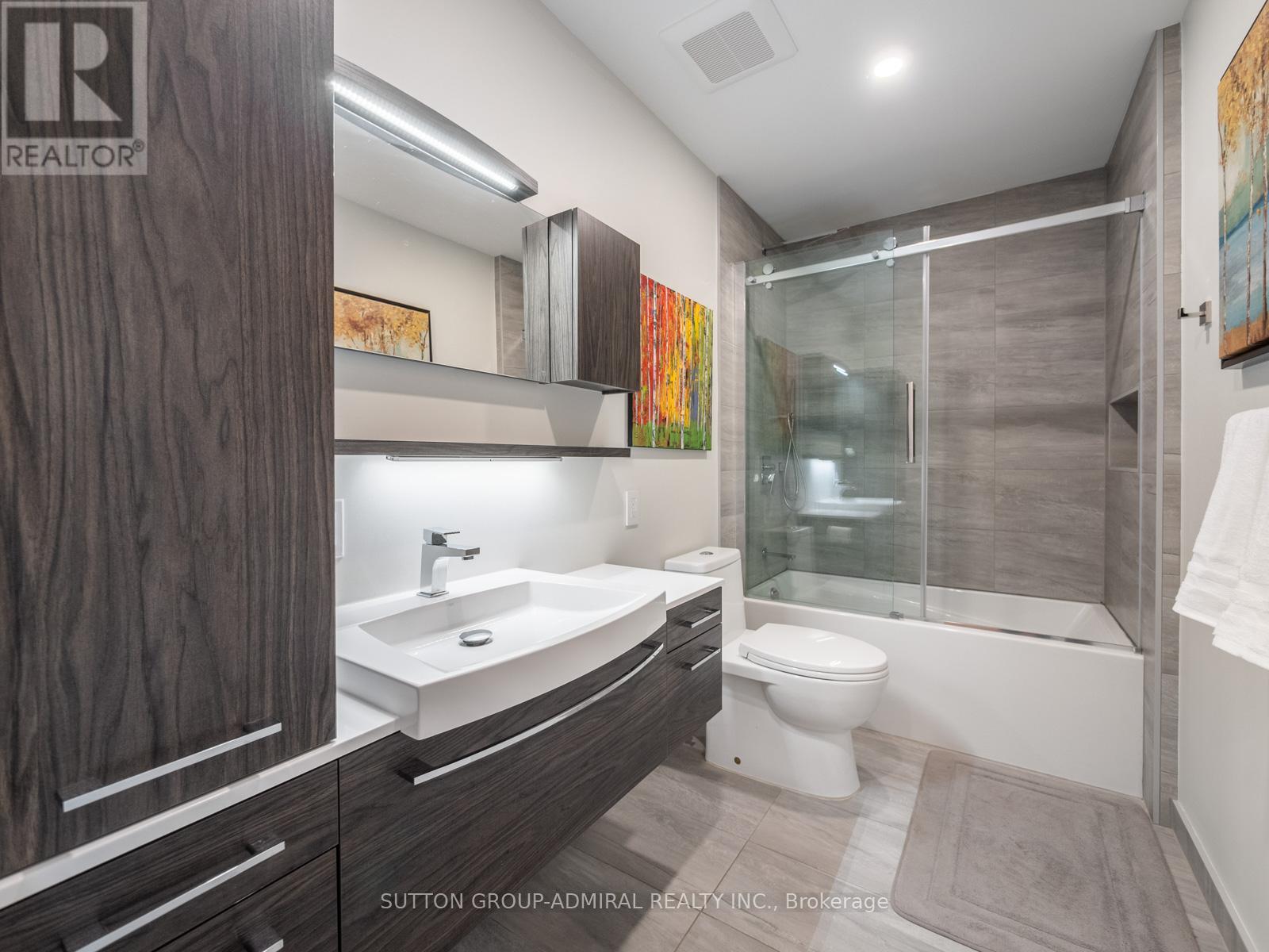 8 Foxdale Court, Toronto (Bayview Woods-Steeles), Ontario  M2K 2P2 - Photo 28 - C12962974