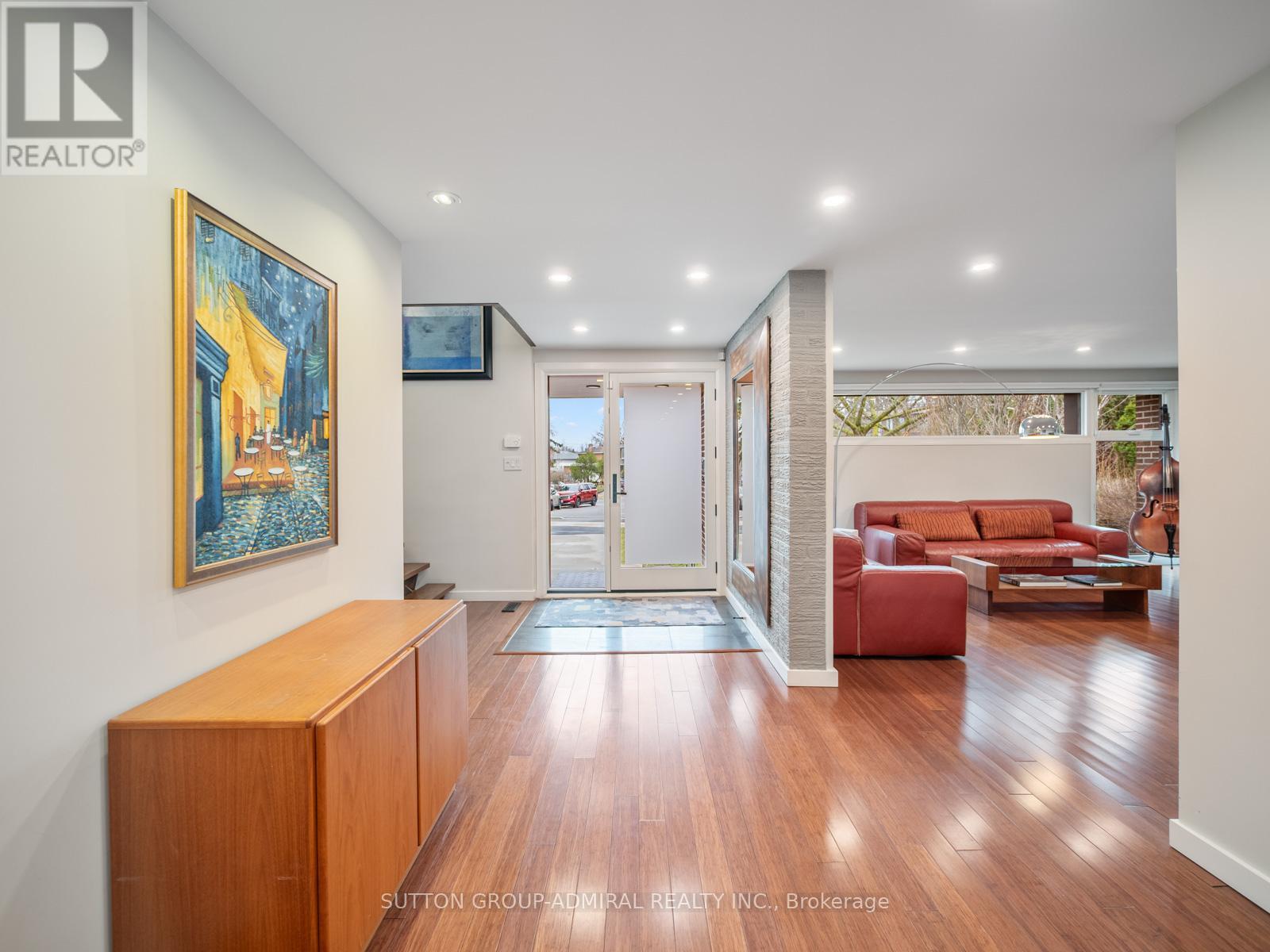 8 Foxdale Court, Toronto (Bayview Woods-Steeles), Ontario  M2K 2P2 - Photo 5 - C12962974