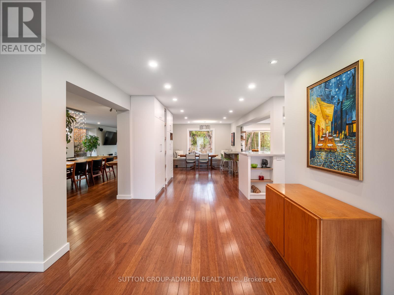 8 Foxdale Court, Toronto (Bayview Woods-Steeles), Ontario  M2K 2P2 - Photo 9 - C12962974