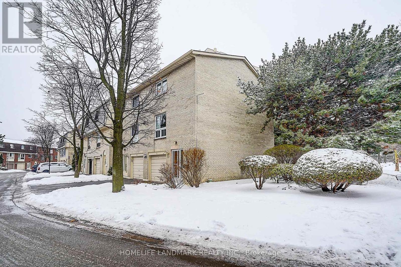 1 Nebula Star Way, Toronto (Henry Farm), Ontario  M2J 1M7 - Photo 2 - C12962984