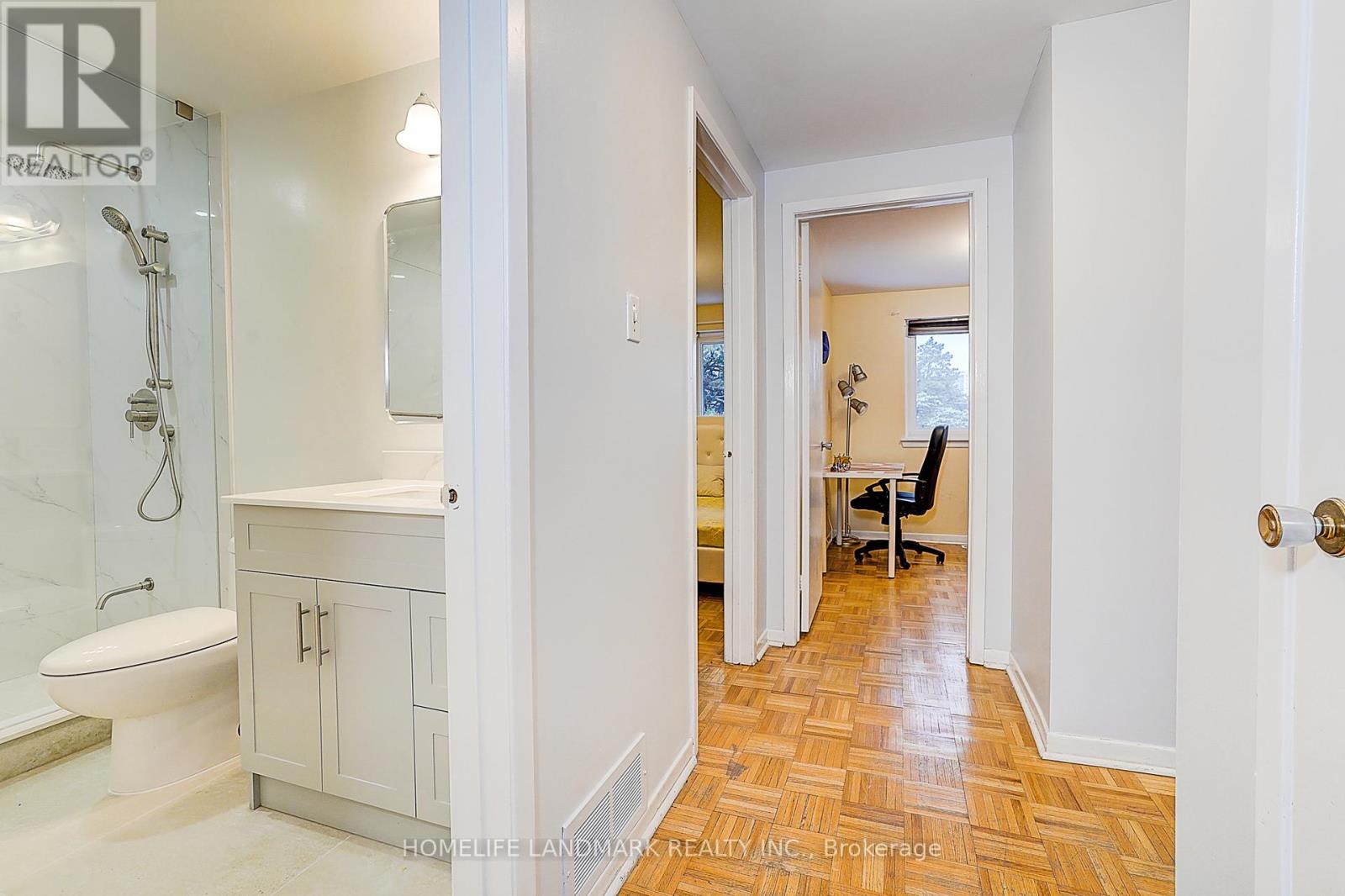 1 Nebula Star Way, Toronto (Henry Farm), Ontario  M2J 1M7 - Photo 25 - C12962984