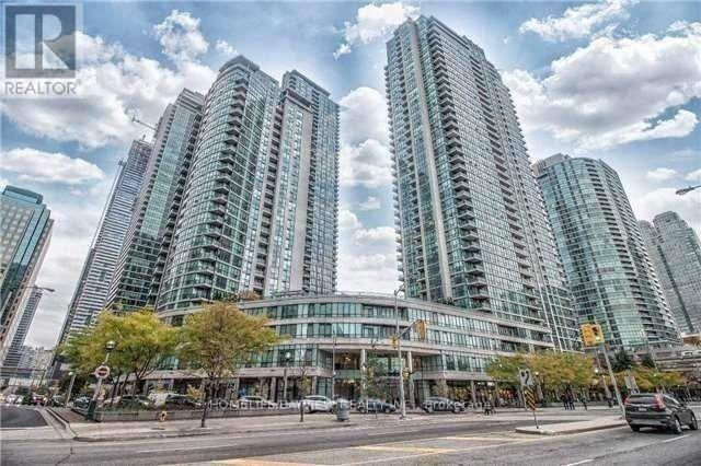 1005 - 16 Yonge Street, Toronto (Waterfront Communities), Ontario  M5E 1R4 - Photo 1 - C12962990