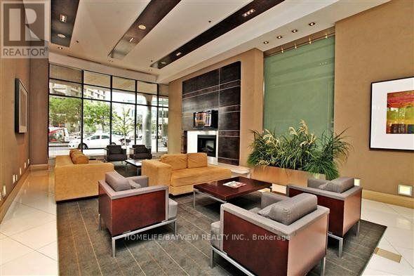 1005 - 16 Yonge Street, Toronto (Waterfront Communities), Ontario  M5E 1R4 - Photo 11 - C12962990