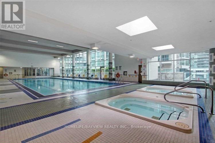 1005 - 16 Yonge Street, Toronto (Waterfront Communities), Ontario  M5E 1R4 - Photo 13 - C12962990