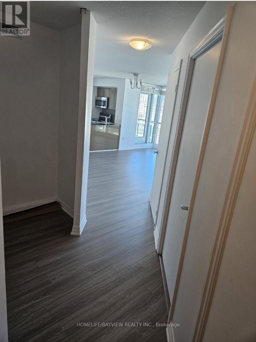 1005 - 16 Yonge Street, Toronto (Waterfront Communities), Ontario  M5E 1R4 - Photo 2 - C12962990