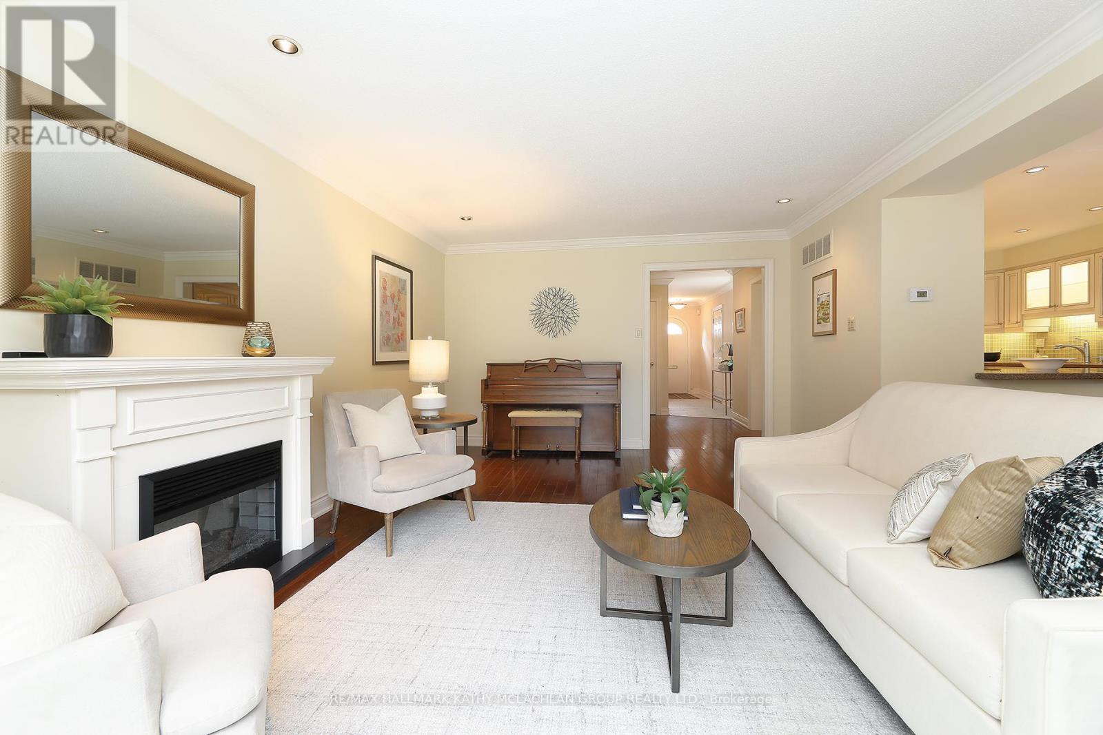 38 Crimson Millway, Toronto, Ontario  M2L 1T6 - Photo 13 - C12963100