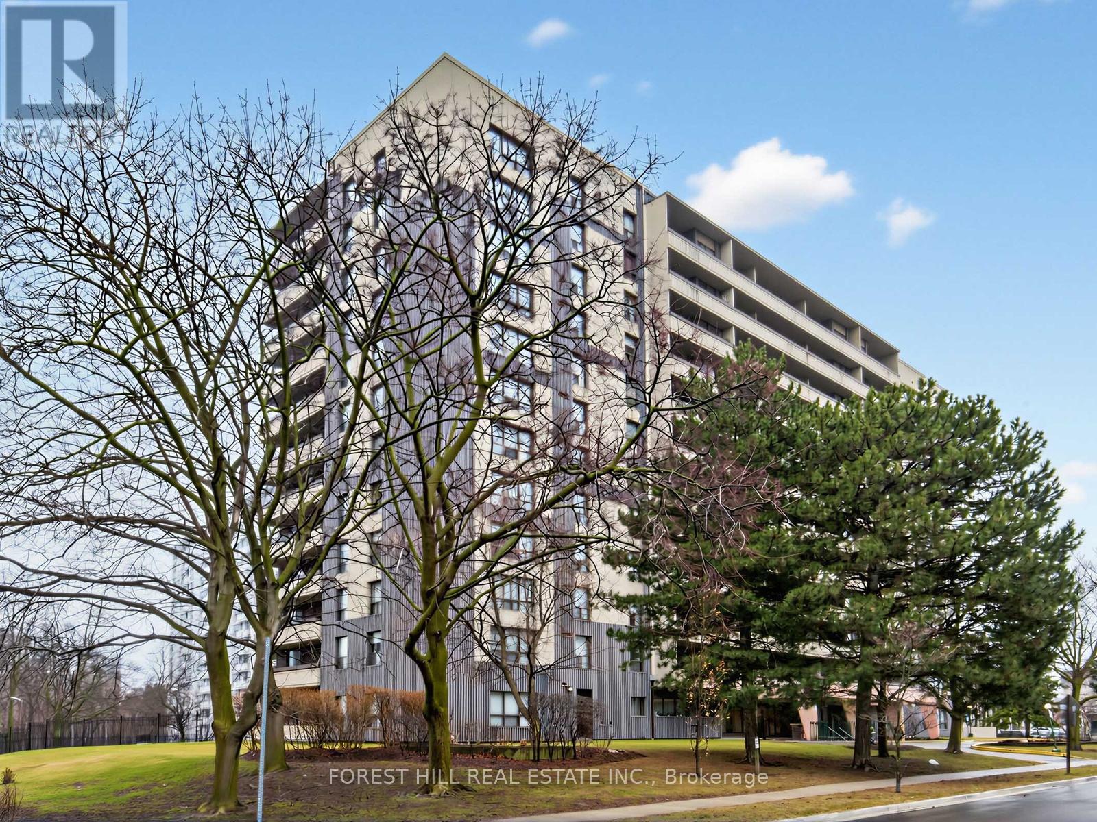 905 - 100 CANYON AVENUE, Toronto, Ontario